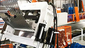 鋼板倉壓型機(jī)系列